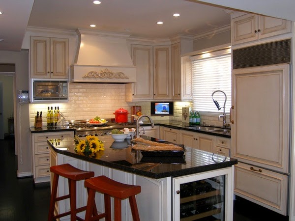 How to Brighten Kitchen Cabinets