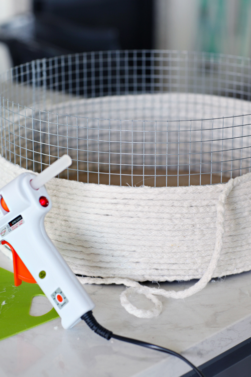 IHeart Organizing DIY Lined Rope Basket with Handles