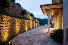 Una Perfecta Iluminación Para Tu Jardín...