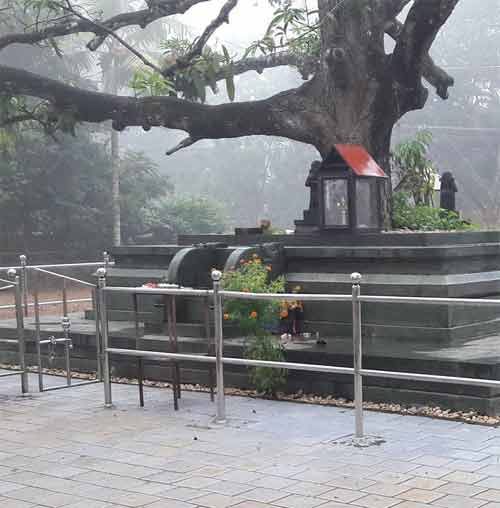 Chakkuvally Parabrahma Temple In Kollam – Kerala