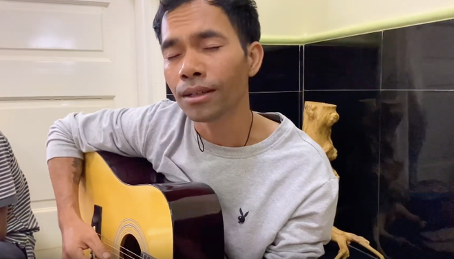 Ya Suy: 'Nhiều người cười khi tôi về quê làm nông, nuôi gà' Ya Suy: 'Nhiều người cười khi tôi về quê làm nông, nuôi gà'