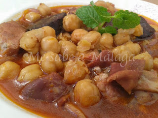 receta callos con garbanzos Málaga