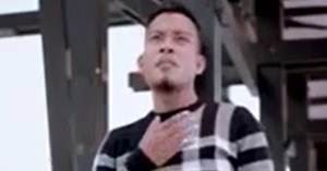 Lirik Lagu Andra Respati Manangih Takana Mande