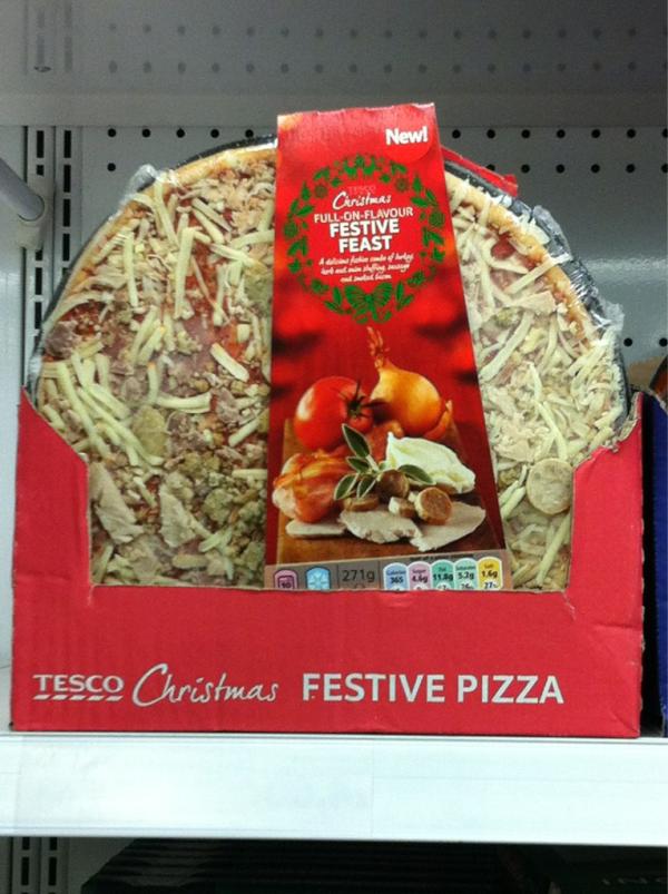 Fresh & Easy Buzz The Tesco Christmas Dinner Pizza A Festive Feast