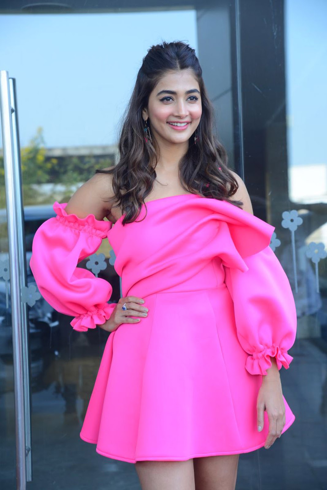 Pooja Hegde Hot at Ala Vaikunthapurramuloo Thanks Meet