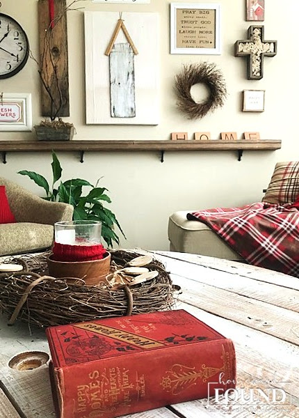 wood, rustic, farmhouse, home decor, diy, diy home decor, repurposed, thrifted, upcycled, winter decor, red accent color, whitewashed, barnwood, plaid 