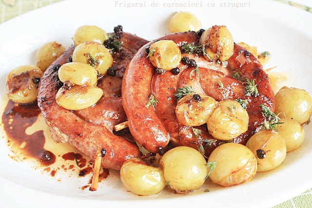 Frigarui de carnaciori cu struguri