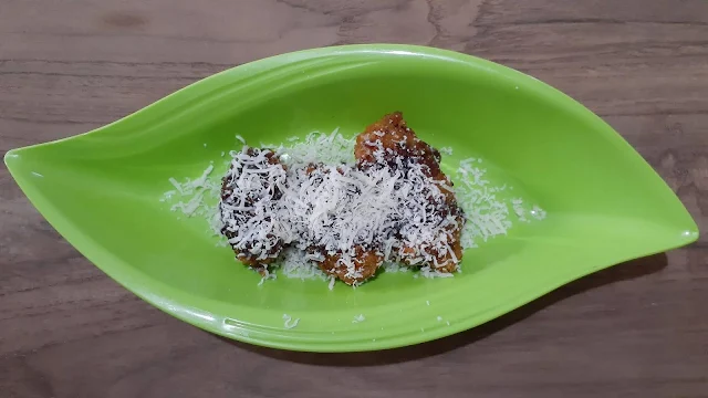 Cara Membuat Pisang Goreng Coklat Keju Crispy (Piscok)