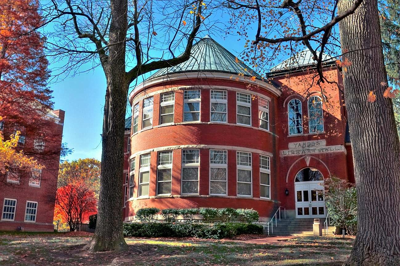 Photo Potpourri Game DayWabash campus compact, rich in tradition