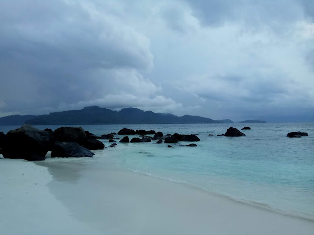 Jejak Anak Gunung Krakatau Umang-umang