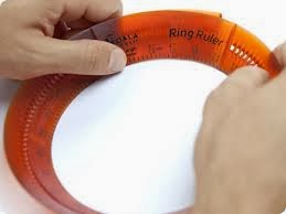 RING RULER: A Size-Adjustable Circular Ruler