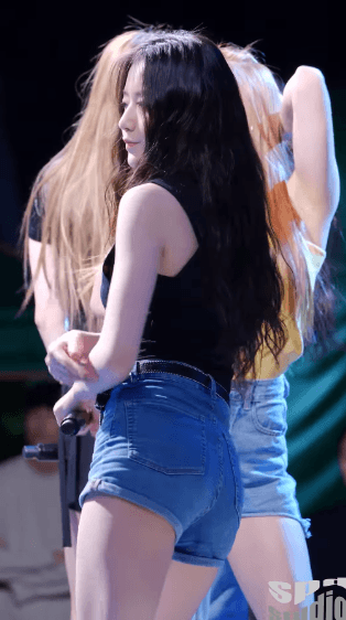 여자아이들 슈화 움짤 190522 동아방송대