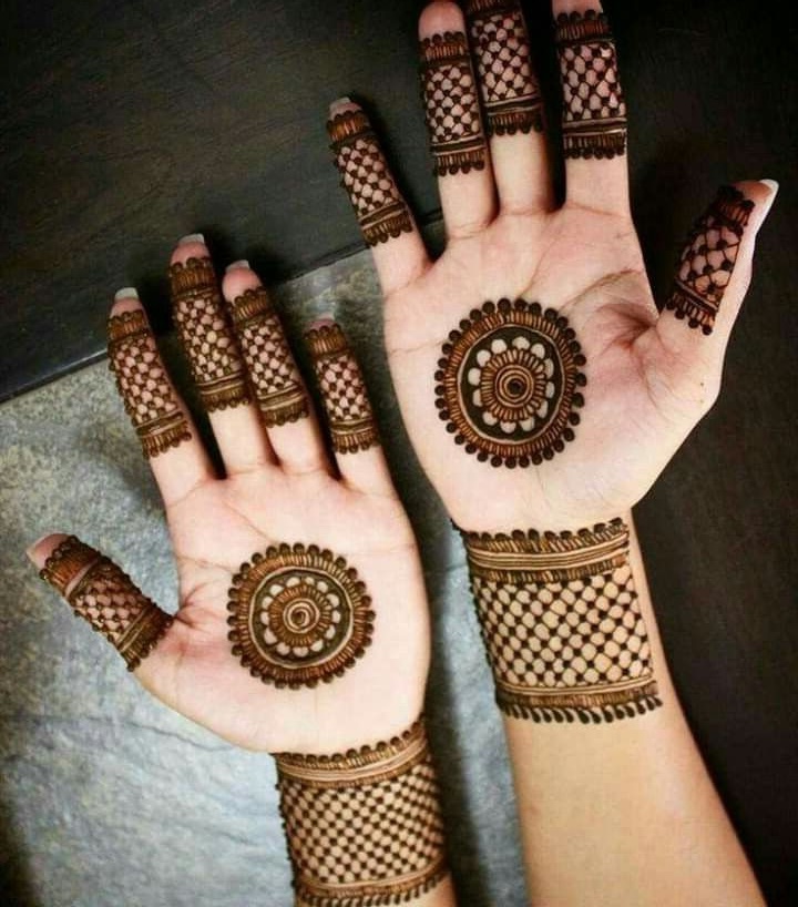 Simple Easy Bracelet Henna Design On Stock Photo 1712095129 | Shutterstock