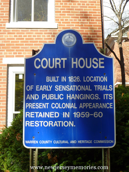 Warren County Courthouse sign