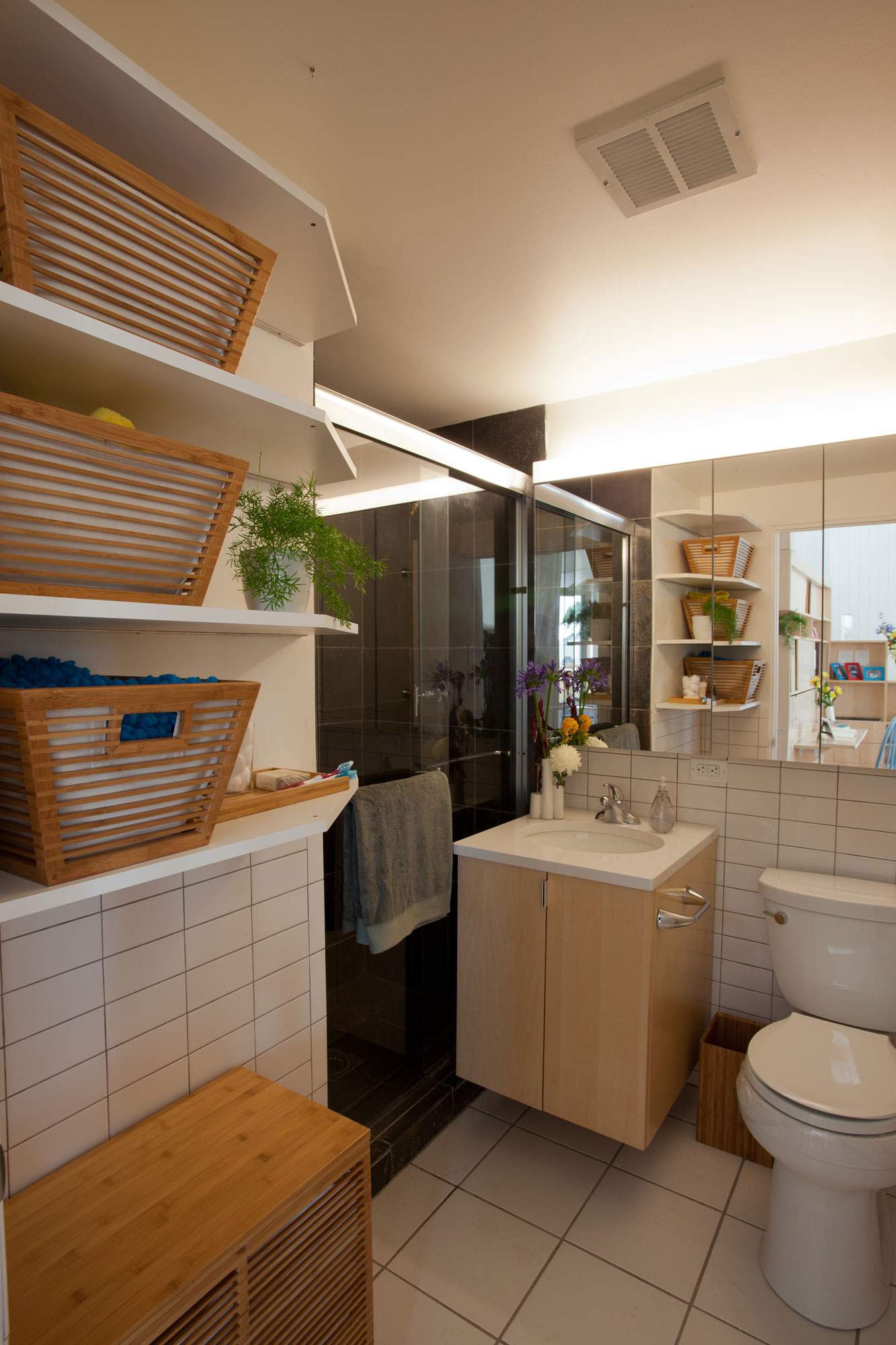 bathroom-design-of-EmPowerHouse-by-Parsons