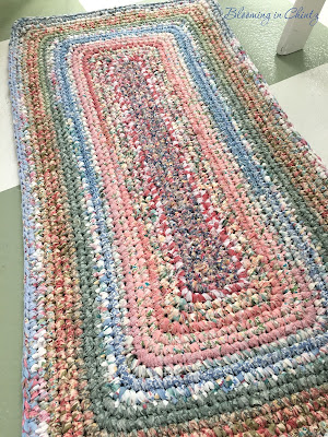 Crocheted Rag Rug www.bloominginchintz.blogspot.com