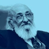 PAULO FREIRE