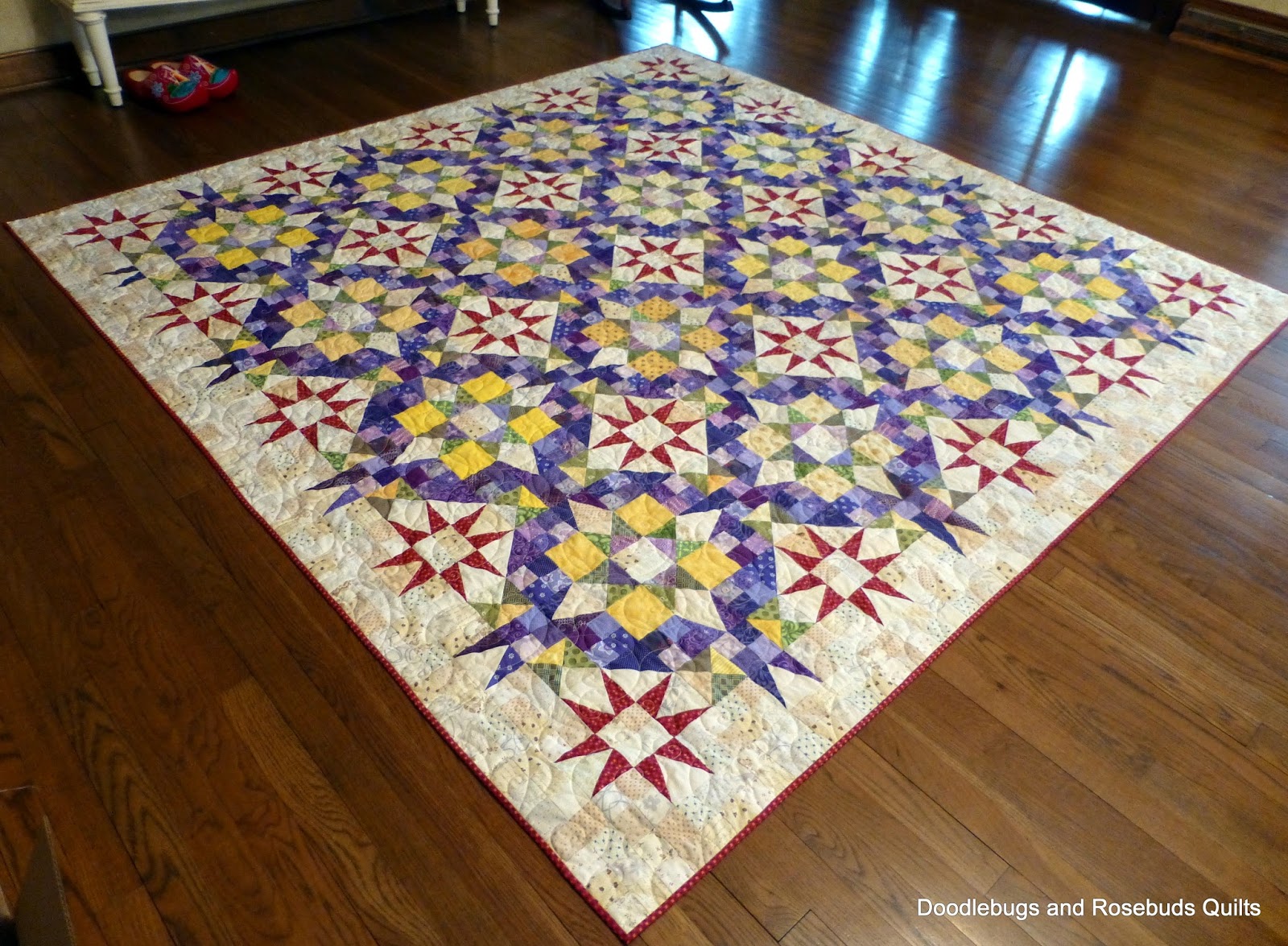 Doodlebugs and Rosebuds Quilts En Provence is Finished!!