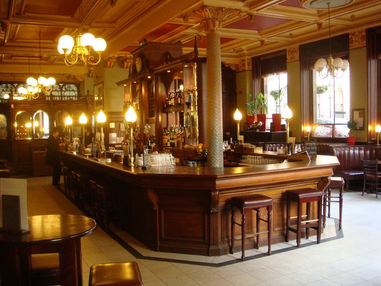 Time for a Pint A Pictorial Pub Crawl Edinburgh