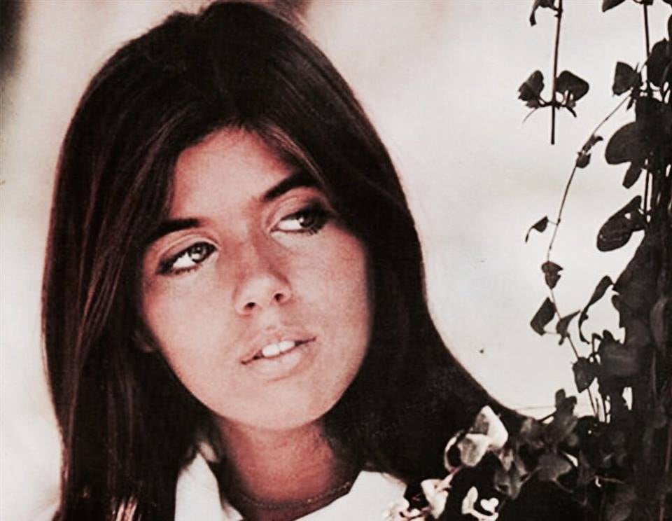 Cumple 69 años aquella cantante rebelde Long Play 80