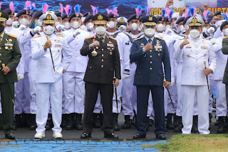 Kapolda Sulsel Hadiri Pelantikan  Siswa Dikmaba dan  Dikmata TNI AL Angkatan XLI T.A. 2021