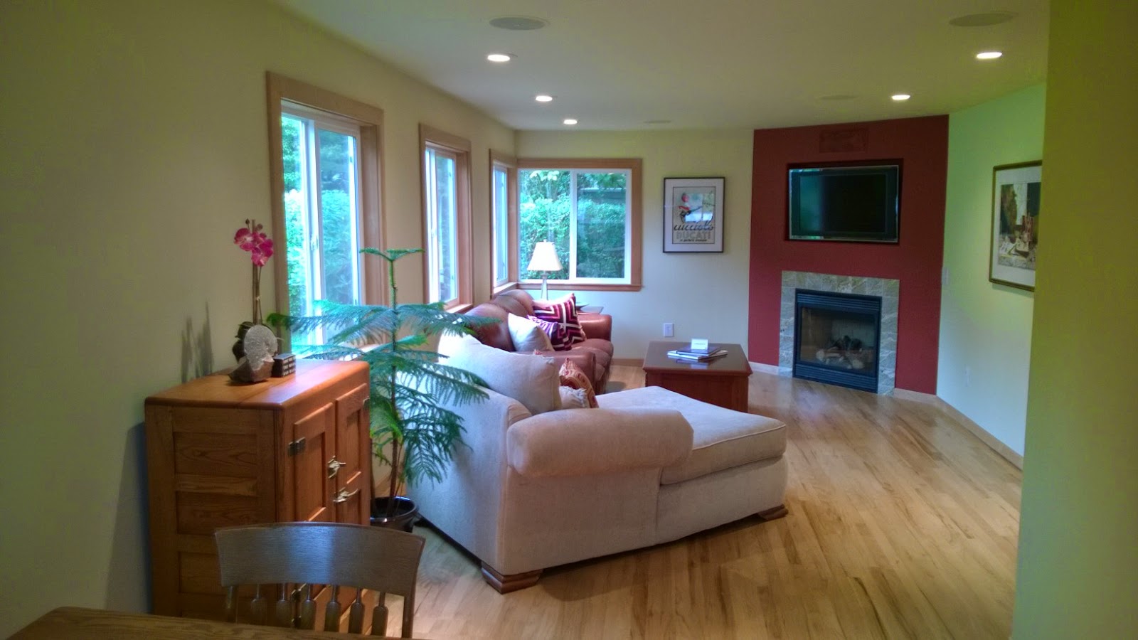 Matthews Beach Home Listed at 360,000