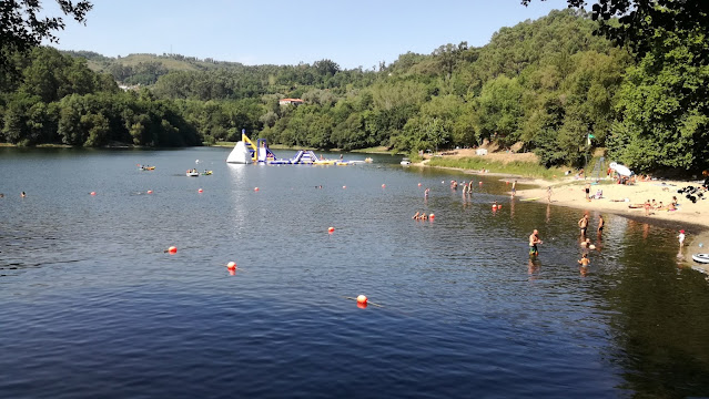  Praia Fluvial da Albufeira da Queimadela