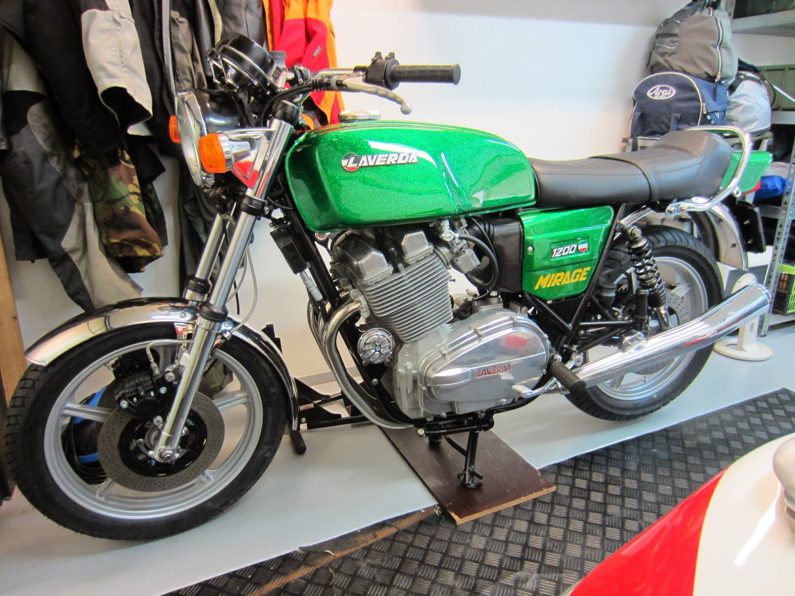 DD Motorcycles LAVERDA 1200 MIRAGE