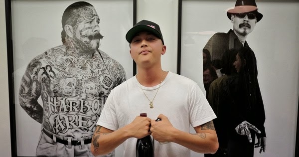 Street Fashion Sydney: I saw Jimmy Barnes at China Heights!