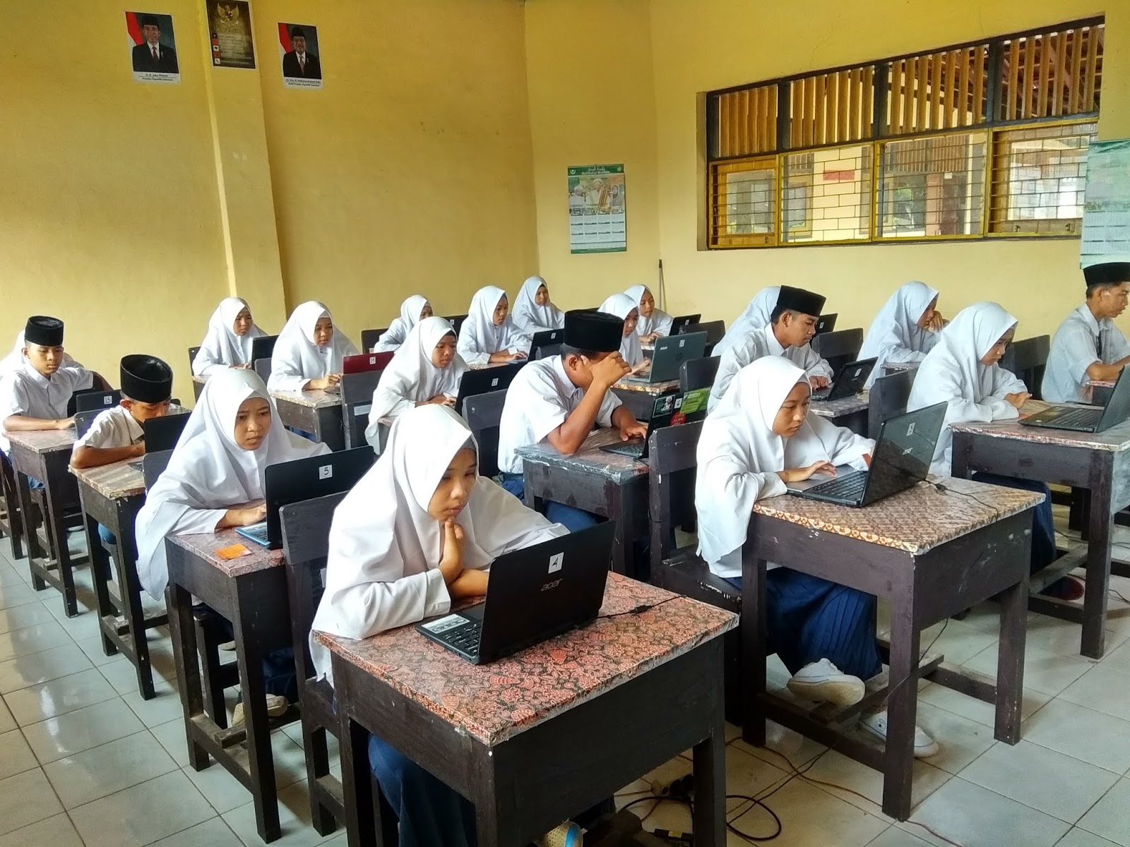 Contoh Soal Penilaian Harian Sistem Gerak Pada Manusia Ipa Kelas 8