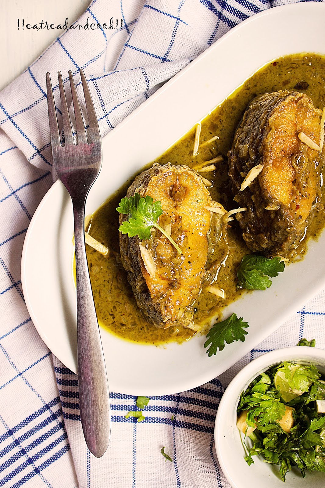 Dhone Pata Dhone Pata Maach / Fish in a Green Paste Curry