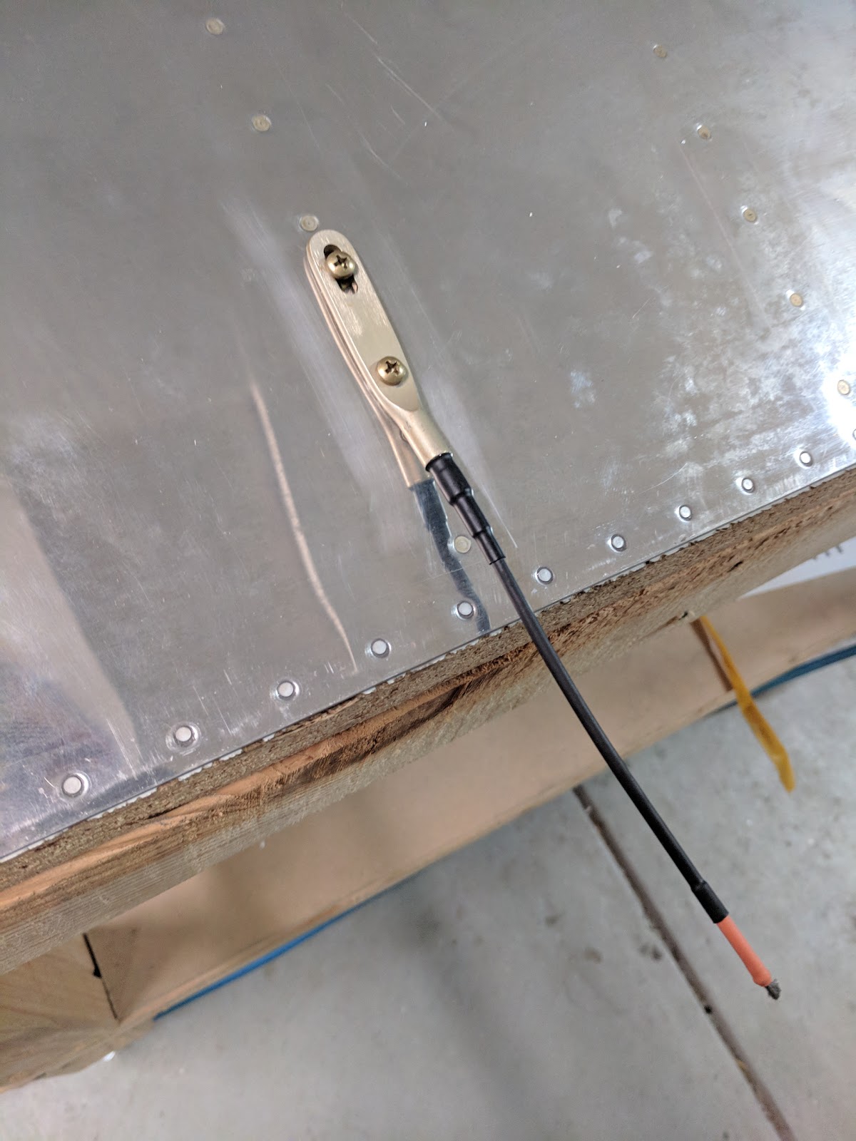 Damazio family's RV10 project Aileron static wicks