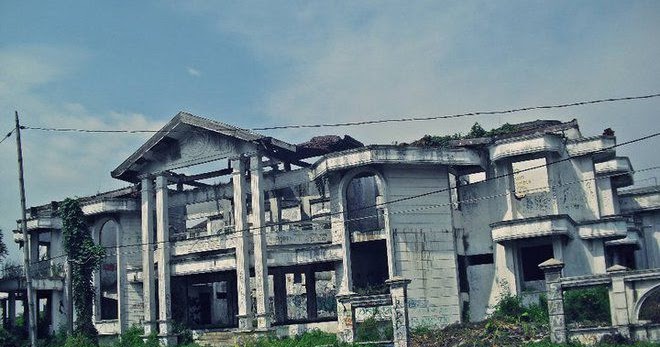 10 Tempat Paling Angker di Surabaya - Terpaling