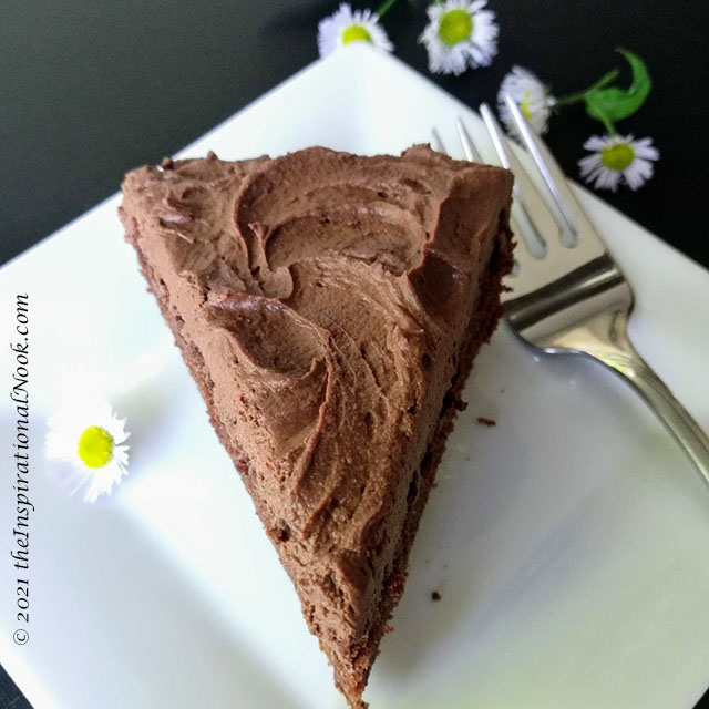Chocolate cake, chocolate gateau, chocolate ganache cake, greek yogurt chocolate cake, single layer chocolate cake, single tier chocolate cake