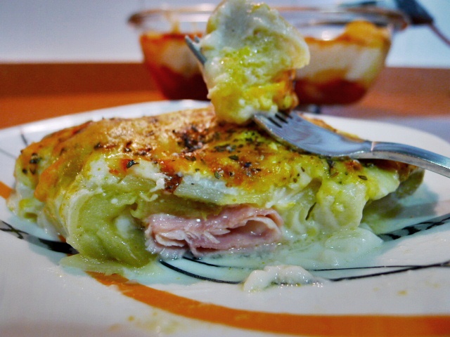  CANELONES CON BERENJENAS,JAMON Y QUESO / GRUPO GOURMET OKIN 
