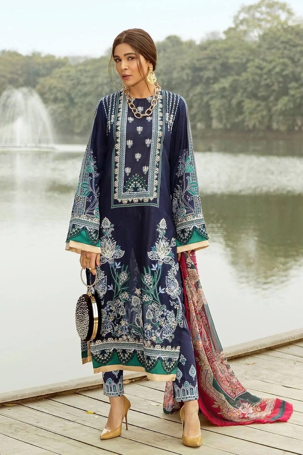 Saira Rizwan x Ittehad Textiles, Luxury Lawn '21 Saira Rizwan x Ittehad Textiles, Luxury Lawn '21