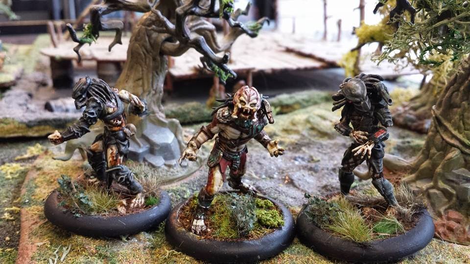 GMorts Chaotica: Aliens Vs Predator Miniatures Game - Painted ...
