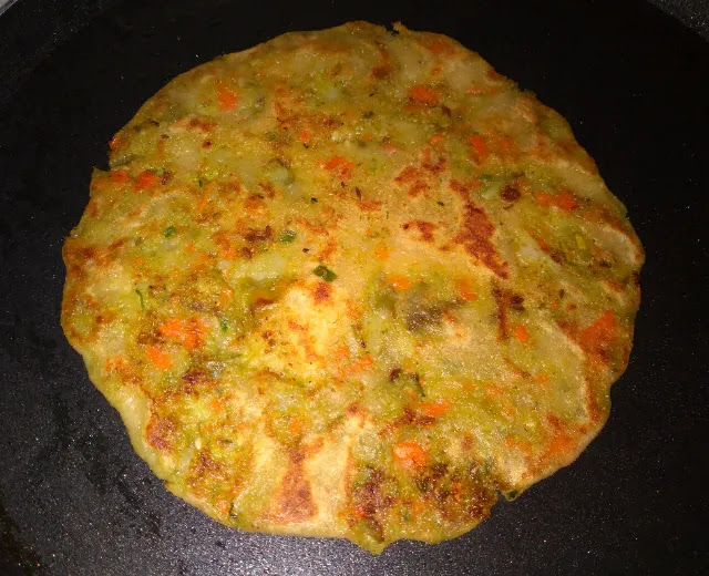 Roasting-paratha Roasting-paratha