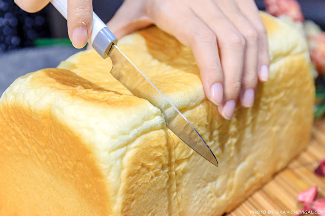 一覚ichisatori bakery高級食パン専門店,台中首家日本高級生吐司專門店,網路預購已排至五月中旬!