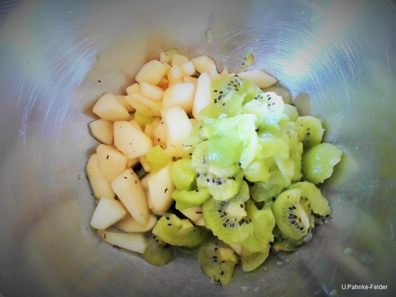 Neues Kochbuch 2 - Kiwi-Birnen-Senf