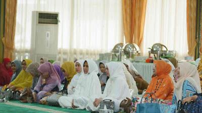 Nurul Akhyar Ajak Jamah Pengajian Boru Lubis Tingkatkan Ukhuwah Islamiyah