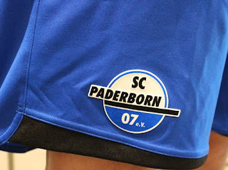SCパーダーボルン07 2015-16 ユニフォーム-ホーム