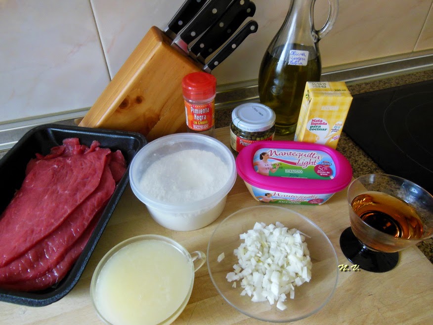 INGREDIENTES SALSA A LA PIMIENTA 0