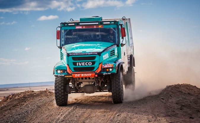 Dois caminhões IVECO Powerstar entre os 10 melhores da etapa 5 do Rally Dakar 2020