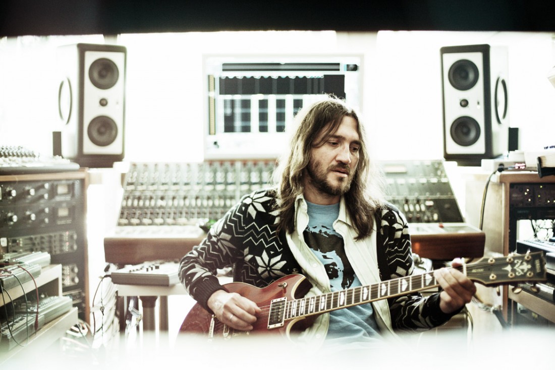 Sessão de fotos de John Frusciante - Por Mike Piscitelli