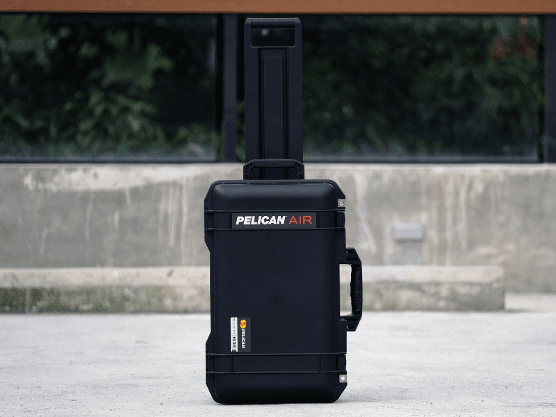 Pelican AIR 1535 Review Lightweight rugged carryon rolling luggage