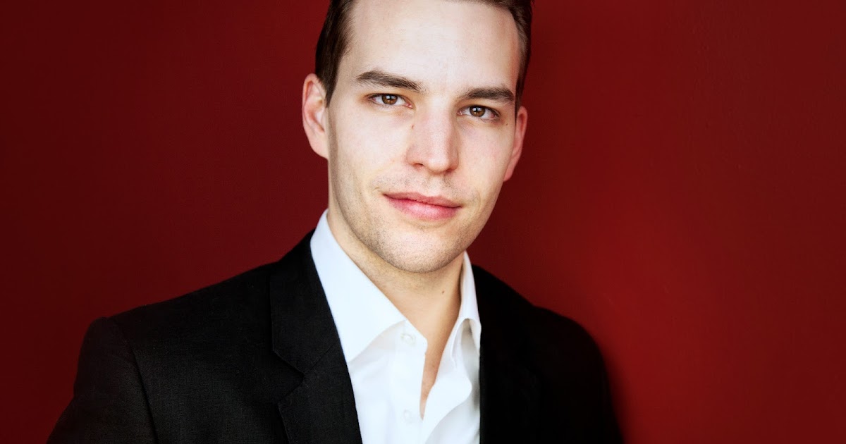 Wes Hart- Official Page: Head Shots Wes Hart- Official Page: Head Shots