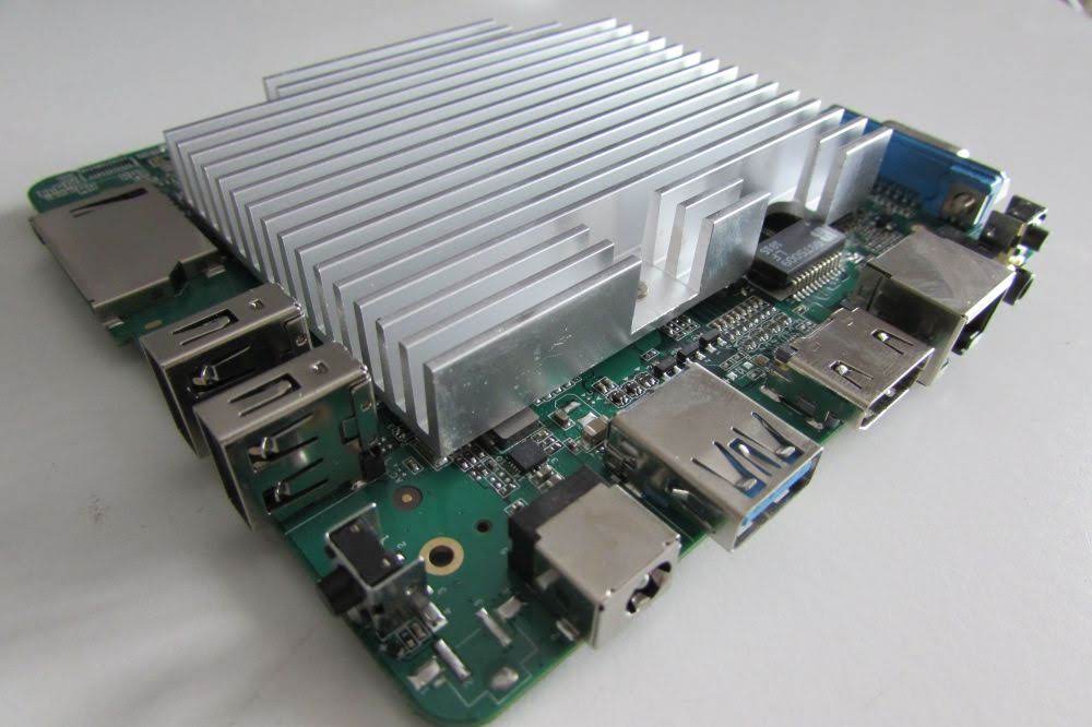 Davide Gironi blog Linux Mint on Z83F Intel Atom X5Z8350 mini PC