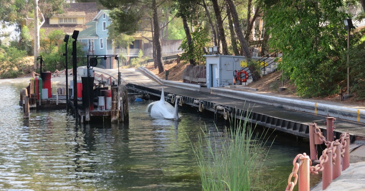 Backside of Jaws Shark Animatronic Universal Studios Hollywood