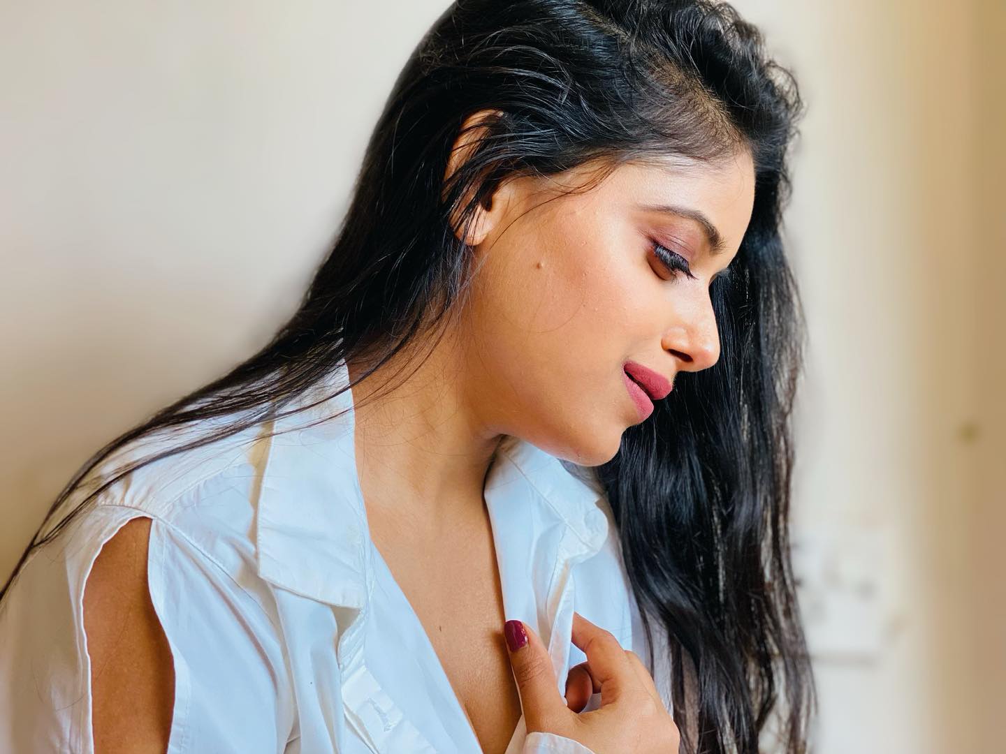 Sneha Paul HD HQ Photo Sneha Paul HD HQ Photo